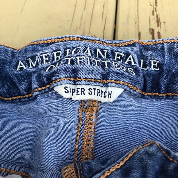 American Eagle Denim Shorts - Picture 3 of 4
